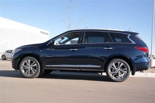 Photo of a 2015-2018 Infiniti QX60 in Hermosa Blue (paint color code BW5