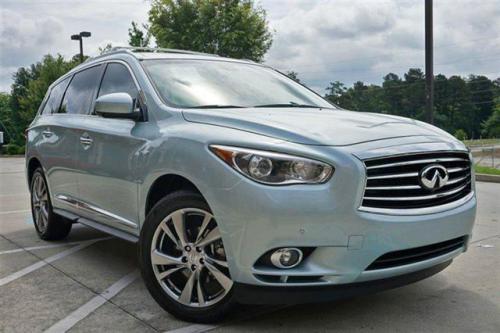 Photo of a 2013-2014 Infiniti QX60 in Glacial Silver (paint color code FAJ)