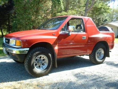 Photo of a 1990-1991 Isuzu Amigo in Flare Red (paint color code 831XXX