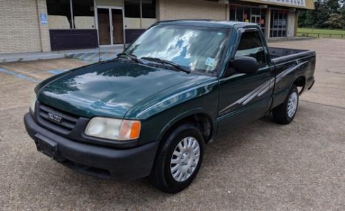 Photo of a 1998 Isuzu Hombre in Emerald Green Metallic (paint color code U117B)