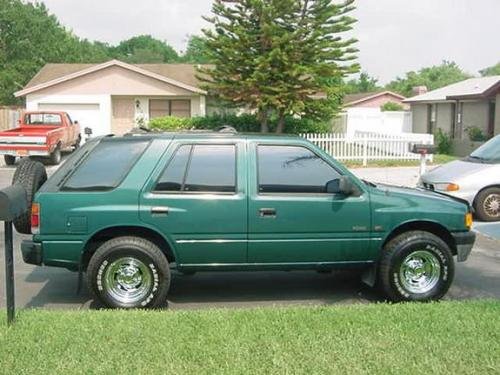 Photo of a 1994-1996 Isuzu Rodeo in Viridian Green Mica (paint color code 768)