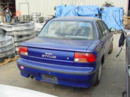 Photo of a 1992-1993 Isuzu Stylus in Liberty Blue Mica (paint color code 717)