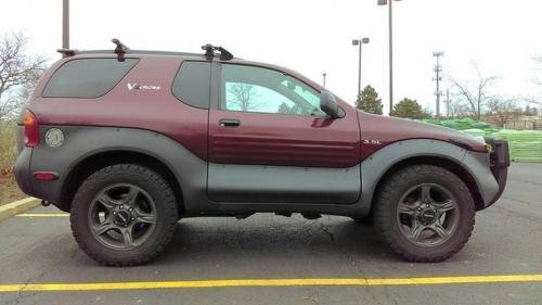 Photo of a 2000-2001 Isuzu VehiCROSS in Foxfire Red Mica (paint color code 865r