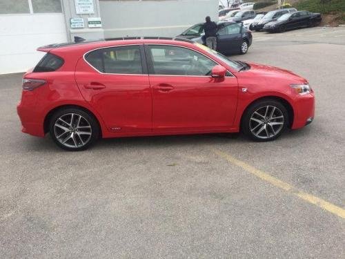 Photo of a 2014-2017 Lexus CT in Obsidian Roof on Redline (paint color code 2LN)