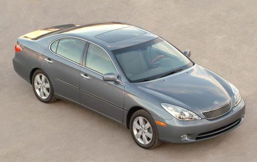 Photo of a 2005-2006 Lexus ES in Blue Shale Mica (paint color code 1F5)