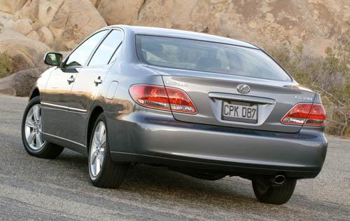 Photo of a 2005-2006 Lexus ES in Blue Shale Mica (paint color code 1F5)