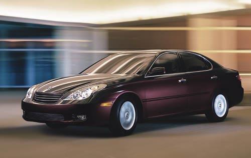 Photo of a 2002-2006 Lexus ES in Black Garnet Pearl (paint color code 3Q2)