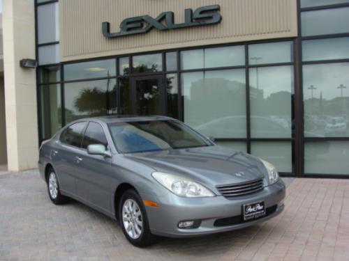 Photo of a 2002-2004 Lexus ES in Mystic Sea Opalescent (paint color code 6S5)