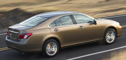 Photo of a 2007-2009 Lexus ES in Amber Pearl (paint color code 4T0)