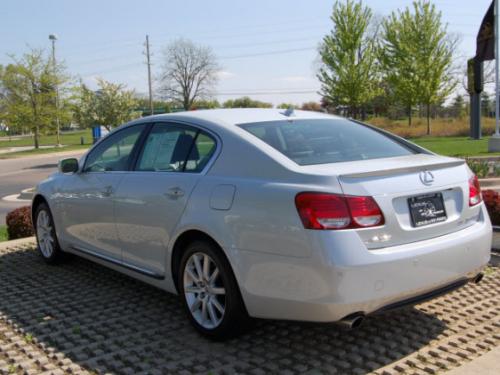 Photo of a 2006 Lexus GS in Glacier Frost Mica (paint color code 074)