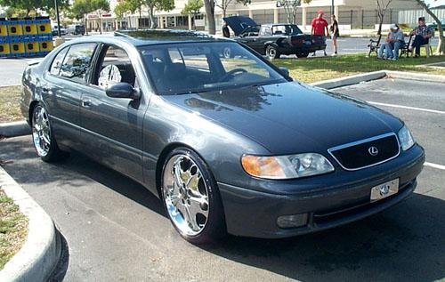 Photo of a 1995 Lexus GS in Blue Slate Metallic (paint color code 183)