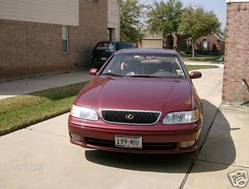 Photo of a 1993-1995 Lexus GS in Prussian Red Pearl (paint color code 3J8)