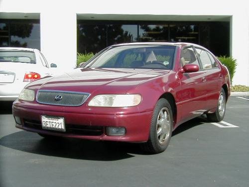 Photo of a 1996-1997 Lexus GS in Ruby Pearl (paint color code 3L3)