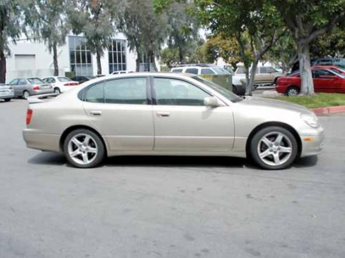 Photo of a 1998-2002 Lexus GS in Burnished Gold Metallic (paint color code 4P2)