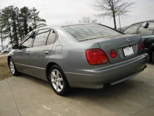 Photo of a 2001-2004 Lexus GS in Mystic Sea Opalescent (paint color code 6S5)