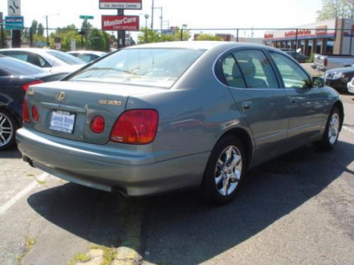 Photo of a 2001-2004 Lexus GS in Mystic Sea Opalescent (paint color code 6S5)