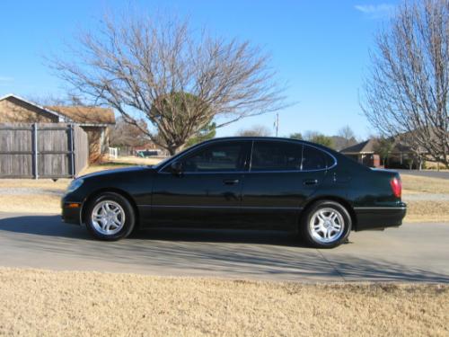 Photo of a 2001-2002 Lexus GS in Midnight Pine Pearl (paint color code 6S6)