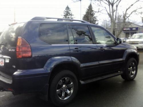 Photo of a 2003-2005 Lexus GX in Blue Meridian Pearl (paint color code 8R4)