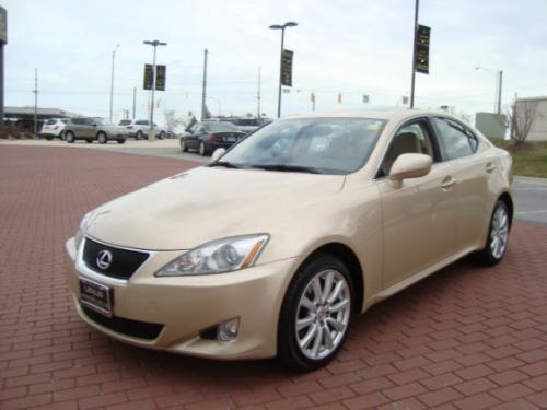 Photo of a 2007 Lexus IS in Golden Almond Metallic (paint color code 4T1)