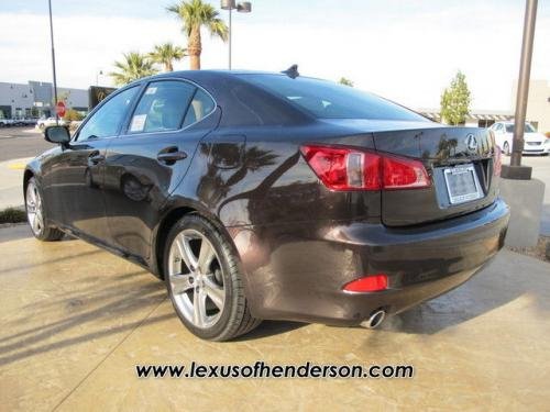 Photo of a 2012-2013 Lexus IS in Fire Agate Pearl (paint color code 4V3)