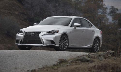Photo of a 2014-2018 Lexus IS in Silver Lining Metallic (paint color code 1J4)