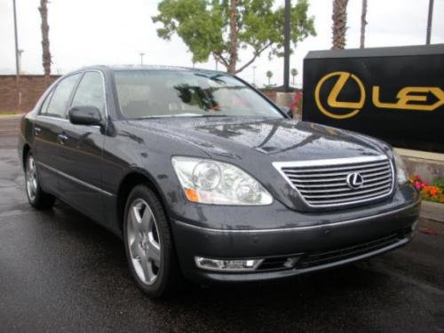 Photo of a 2004-2006 Lexus LS in Flint Mica (paint color code 1E0)