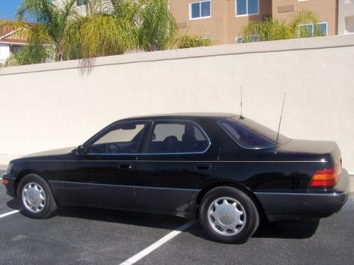 Photo of a 1994 Lexus LS in Black Onyx (paint color code 202