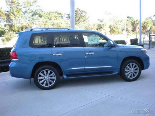 Photo of a 2009-2010 Lexus LX in Costa Azul Mica (paint color code 8U4)