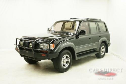 Photo of a 1996-1997 Lexus LX in Black Onyx (paint color code 202