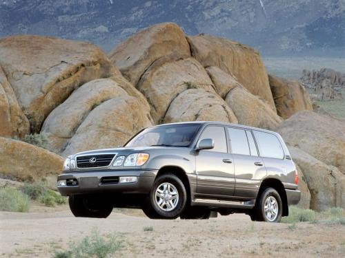 Photo of a 1998 Lexus LX in Riverock Green Mica (paint color code 1C3)