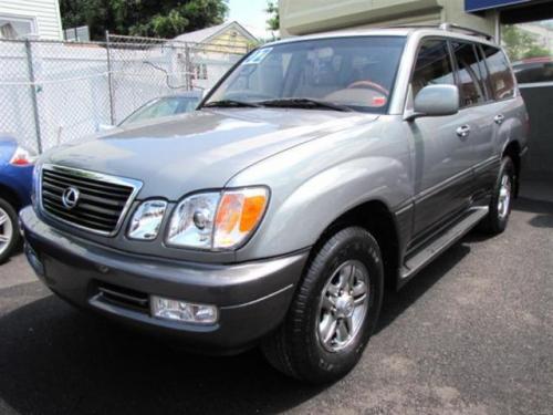 Photo of a 2001-2002 Lexus LX in Mystic Sea Opalescent (paint color code 6S5)