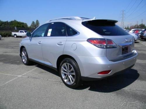 Photo of a 2013-2015 Lexus RX in Silver Lining Metallic (paint color code 1J4)