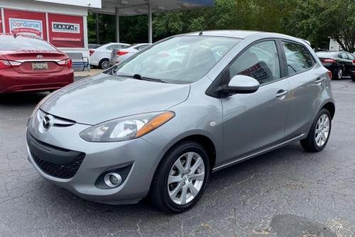 Photo of a 2011-2014 Mazda 2 in Liquid Silver Metallic (paint color code 38P)