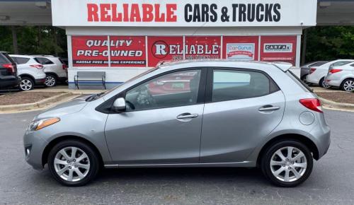 Photo of a 2011-2014 Mazda 2 in Liquid Silver Metallic (paint color code 38P)