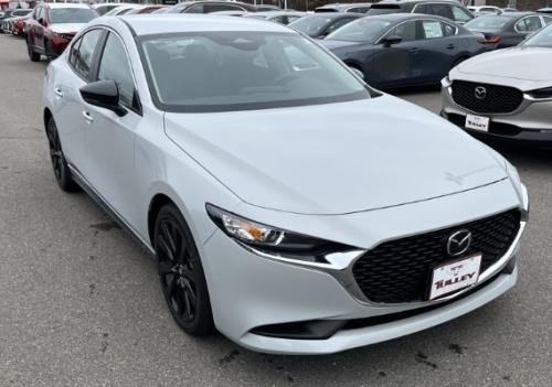 Photo of a 2024-2025 Mazda 3 in Ceramic Metallic (paint color code 47A