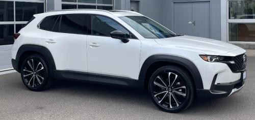 Photo of a 2023-2025 Mazda CX-50 in Wind Chill Pearl (paint color code 48K)