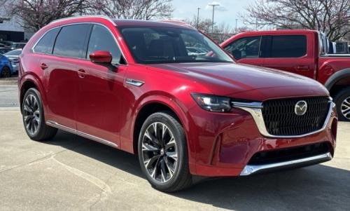 Photo of a 2024-2025 Mazda CX-90 in Soul Red Crystal Metallic (paint color code 46V)