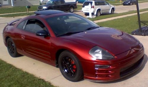 Photo of a 2000-2002 Mitsubishi Eclipse in Patriot Red Pearl (paint color code R70