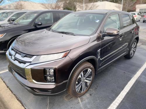 Photo of a 2020-2024 Mitsubishi Outlander Sport in Oak Brown Metallic (paint color code C22)