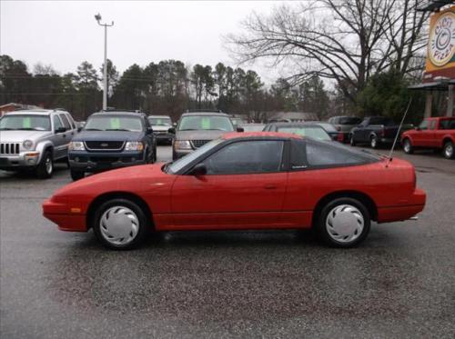 Photo of a 1989-1990 Nissan 240SX in Hot Red (paint color code 526)