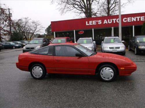 Photo of a 1989-1990 Nissan 240SX in Hot Red (paint color code 526)