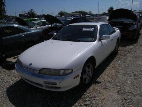Photo of a 1995-1998 Nissan 240SX in Aspen White Pearlglow (paint color code WK0)