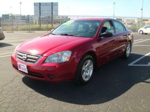 Photo of a 2005 Nissan Altima in Sonoma Sunset (paint color code A15)