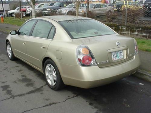 Photo Image Gallery & Touchup Paint: Nissan Altima in Velvet Beige (EY1)