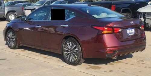 Photo of a 2024 Nissan Altima in Garnet Pearl Metallic (paint color code NCA)