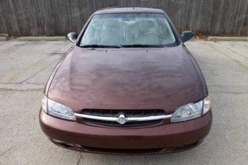 Photo of a 1998 Nissan Altima in Nutmeg (paint color code CS2)