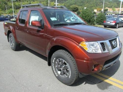 Photo of a 2017 Nissan Frontier in Forged Copper (paint color code CAU)