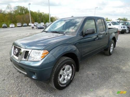 Photo of a 2014 Nissan Frontier in Graphite Blue (paint color code RAQ)