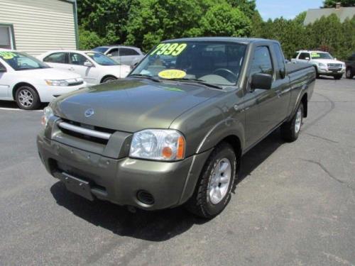 Photo of a 2003-2004 Nissan Frontier in Canteen (paint color code D13)