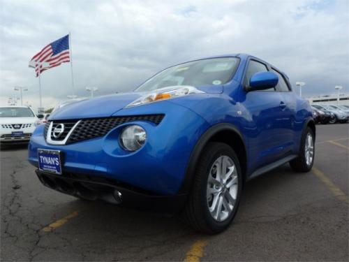 Photo of a 2011-2012 Nissan Juke in Electric Blue (paint color code B51)